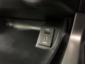 Nissan Navara 2.3D Stealth 4X4 automaticD/C - Image 6