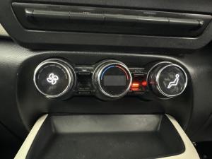 Nissan Magnite 1.0 Visia AMT - Image 10