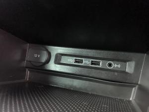 Volkswagen Tiguan 2.0 TDI Comfortline 4/MOT DSG - Image 5