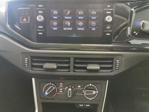 Volkswagen Polo hatch 1.0TSI Life auto - Image 16
