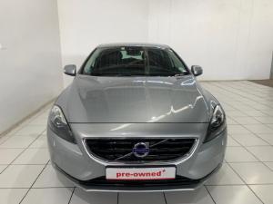 Volvo V40 T3 Elite - Image 2