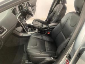 Volvo V40 T3 Elite - Image 7