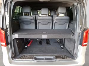 Mercedes-Benz V-Class V220d Avantgarde - Image 13