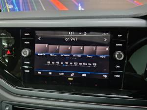 Volkswagen Polo hatch 1.0TSI R-Line - Image 8