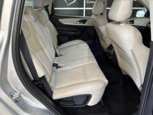 Mahindra XUV700 2.0T AX7 - Image 11