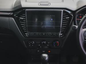 Isuzu D-Max 1.9TD double cab LS X-Rider manual - Image 25