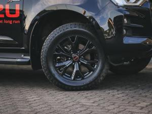 Isuzu D-Max 1.9TD double cab LS X-Rider manual - Image 2