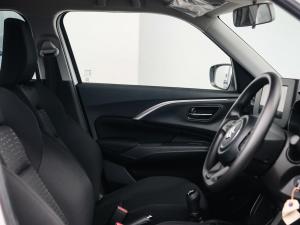 Suzuki Swift 1.2 GL+ manual - Image 14