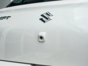 Suzuki Swift 1.2 GL+ manual - Image 2