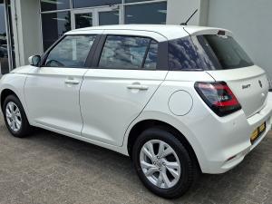 Suzuki Swift 1.2 GL+ manual - Image 5