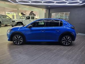 Peugeot 208 1.2T GT - Image 10