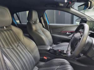 Peugeot 208 1.2T GT - Image 15