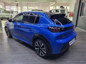 Peugeot 208 1.2T GT - Image 9