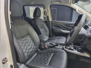Nissan Navara 2.5DDTi double cab LE Plus - Image 12