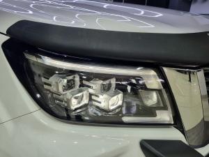 Nissan Navara 2.5DDTi double cab LE Plus - Image 13
