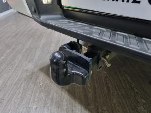 Nissan Navara 2.5DDTi double cab LE Plus - Image 15