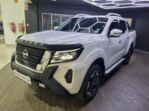 Nissan Navara 2.5DDTi double cab LE Plus - Image 3