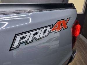 Nissan Navara 2.5DDTi double cab Pro-4X 4x4 - Image 11