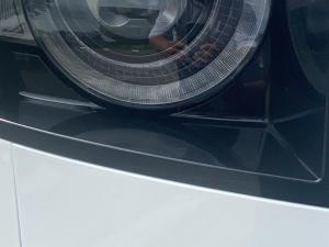 Land Rover Defender 110 D300 X-Dynamic HSE - Image 12