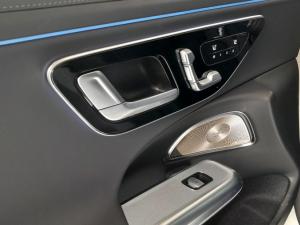 Mercedes-Benz E-Class E220d Avantgarde - Image 15