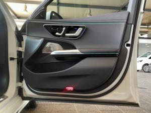 Mercedes-Benz E-Class E220d Avantgarde - Image 9