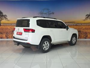 Toyota Land Cruiser 300 3.3D GX-R - Image 2