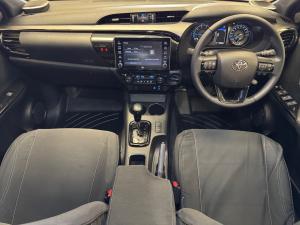 Toyota Hilux 2.8GD-6 double cab 4x4 Legend auto - Image 6