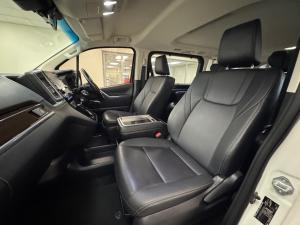Toyota Quantum 2.8 LWB bus 6-seater VX Premium - Image 7