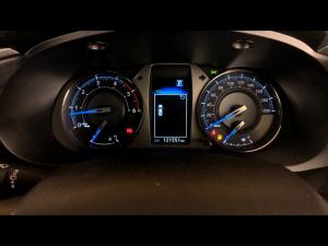 Toyota Hilux 2.8GD-6 double cab 4x4 Legend auto - Image 9