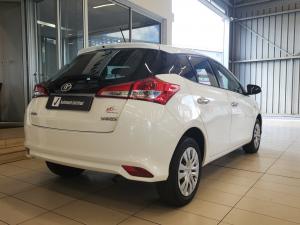Toyota Yaris 1.5 Xi - Image 2