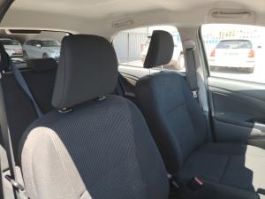 Toyota Etios hatch 1.5 Sport - Image 15