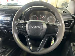 Isuzu D-Max 1.9TD single cab L 4x4 auto - Image 8