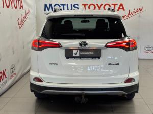 Toyota RAV4 2.0 GX auto - Image 5