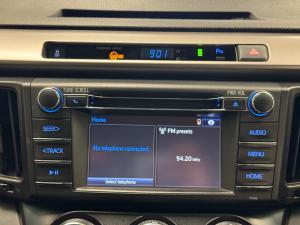 Toyota RAV4 2.0 GX auto - Image 12