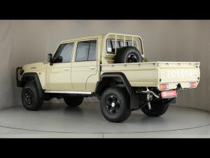 Toyota Land Cruiser 79 2.8GD-6 double cab - Image 21