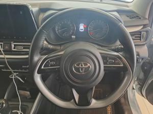 Toyota Starlet 1.5 XR automatic - Image 8