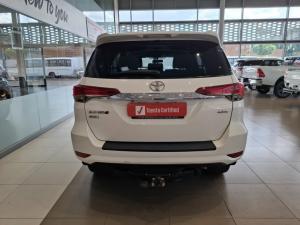 Toyota Fortuner 2.8GD-6 4X4 Epic automatic - Image 5
