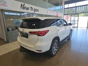 Toyota Fortuner 2.8GD-6 Raised Body automatic - Image 2