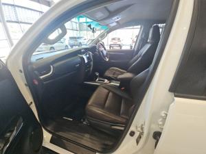 Toyota Fortuner 2.8GD-6 Raised Body automatic - Image 7