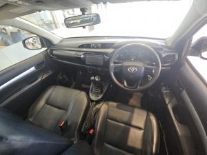 Toyota Hilux 2.0 VvtiP/U Single Cab - Image 6