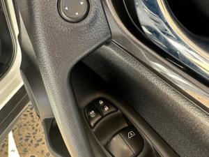 Nissan X Trail 2.5 Tekna 4X4 CVT 7S - Image 11