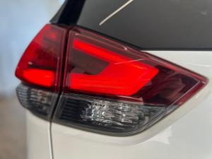 Nissan X Trail 2.5 Tekna 4X4 CVT 7S - Image 6