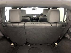 Jeep Wrangler Unltd Sahara 3.6L V6 automatic - Image 18