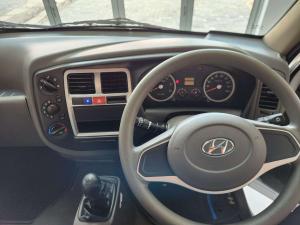 Hyundai H100 2.6DD/S - Image 9