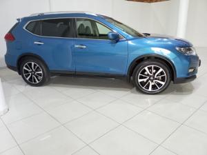Nissan X-Trail 2.5 4x4 Tekna - Image 2