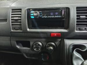 Toyota Quantum 2.5D-4D panel van - Image 12