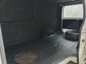 Toyota Quantum 2.5D-4D panel van - Image 14
