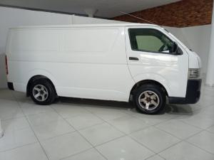 Toyota Quantum 2.5D-4D panel van - Image 2