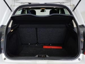 Renault Clio 1.6 Avantage - Image 6