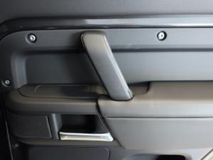 Land Rover Defender 130 D350 X-Dynamic HSE - Image 19